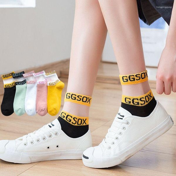 Frauen Socken Mode Brief Sommer Dünne Kausalen Nette Mädchen Kurze Komfortable Belüftung Hausschuhe Für Dame Spitze Soks Verkauf