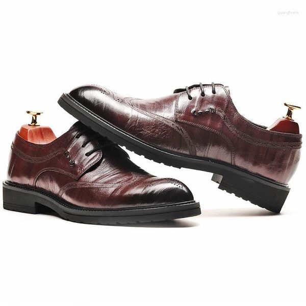 Kleidschuhe Herren Echtes Leder Brogues 2023 Vintage Lace Up Spitzschuh Marke Business Casual Schwarz Braun Männlich