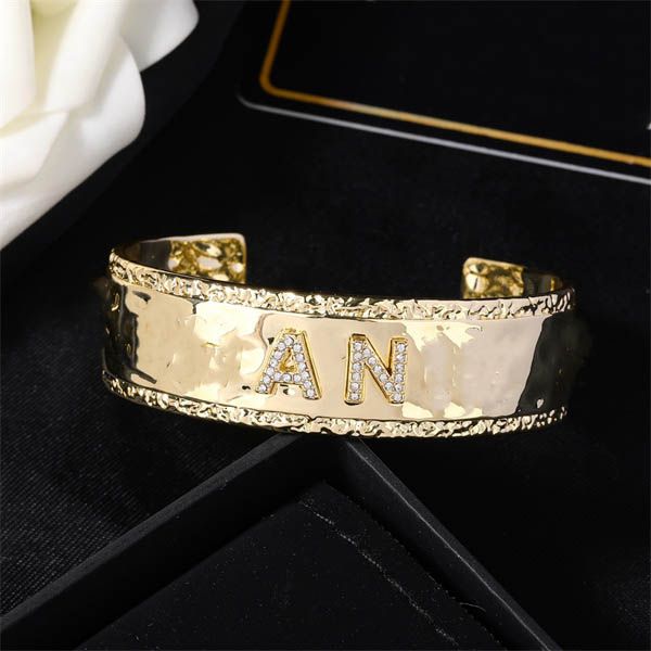 20 стиль премиум -класса роскошных букв Ccity Bangle Designer Fine Jewelry Classic Старший золотой браслет C Logo Женщины Мужчины Пара очарование браслетов 45