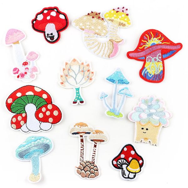 20200816 Accessori e strumenti per cucire indumenti con patch di funghi vegetali266C