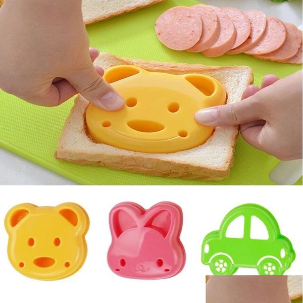 Formas de cozimento Sanduíche Mod Urso Carro Forma de coelho Molde de pão Bolo Biscoito Dispositivo de estampagem Crosta Cortador de biscoito Ferramentas de confeitaria Gota Del Dhujc