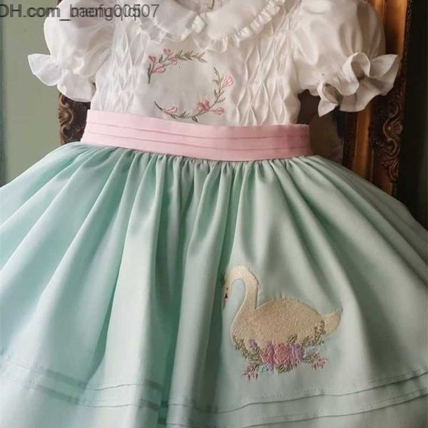 Mädchenkleider Mädchenkleider 0-12 Jahre Baby Mädchen Frühling Sommer Weiß Hellgrün Schwanenstickerei Vintage Spanische Prinzessin Ballkleid Kleid für Eid Kausal Z230705