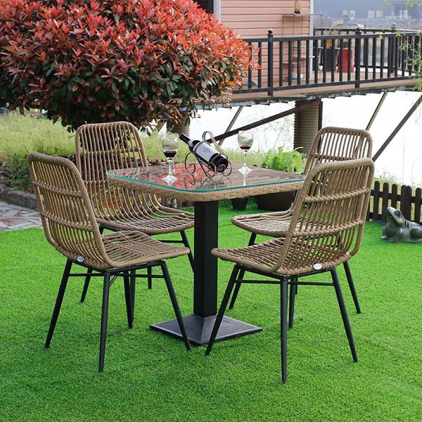 Mobili da campo Sedie da esterno in rattan di lusso Nordic Minimalista Moderno Sedia da giardino per il tempo libero in ferro battuto Balcone Beach Sillas