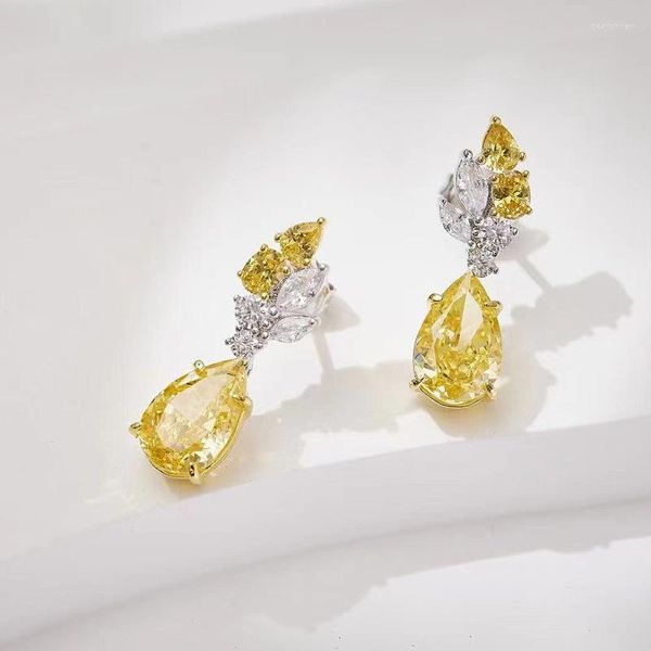 Brincos Prata Esterlina 925 Diamante amarelo em forma de pêra Gota d'água Luxo Pétalas microembutidas Ins europeus e americanos