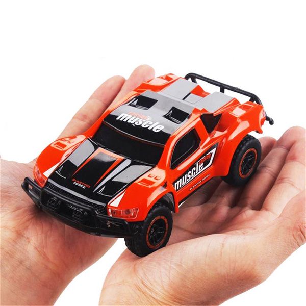 ElectricRC Car Toys 143 24G 4WD Mini Rc Electric 14 kmh Truck Vehicle Model Kids Drift Fernbedienung Jungenspielzeug für 10-Jährige 230630