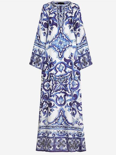 Abiti casual Più nuovo Autunno Runway Maxi vestito allentato Donna Blu e bianco Fiore di porcellana Stampa Bohemian Side Split Abiti lunghi Abito femminile J230705