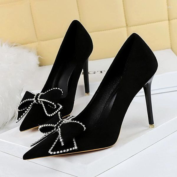 Обувь обувь Aneikeh 2023 Shiny Crystal Bow High Heels Women's Flock Spring/Summer Coverted Wedding Wedding Zapatos Mujer 34-40