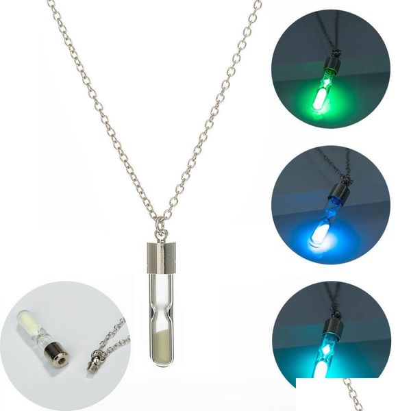 Anhänger Halsketten Glow In The Dark Offene Sanduhr für Frauen Männer Glasrohr Fluoreszierendes Licht Wunsch Drift Flasche Ketten Mode Jewelr Dh8Xe