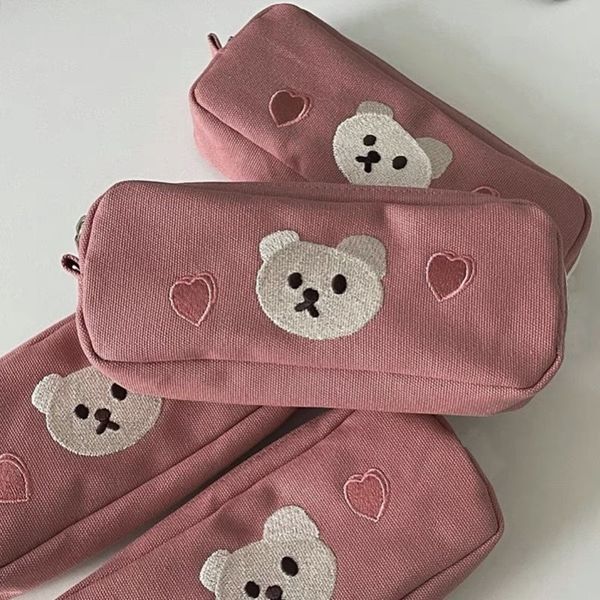 Estojo para Lápis Coreano Bordado Corduroy Estojo para Lápis Ins Aluno Japonês Fofo Urso Aluno Kawaii Papelaria Material Escolar De Volta às Aulas 230706