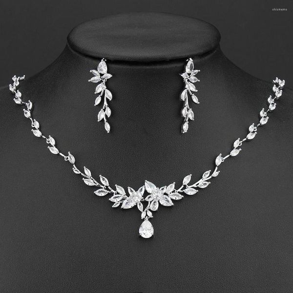 Halskette Ohrringe Set Bettyue Braut Hochzeit Party Natürlicher Stil Schmuck Edler weiblicher Dress-Up Charmanter Kubikzircon Ornament Faszinierend