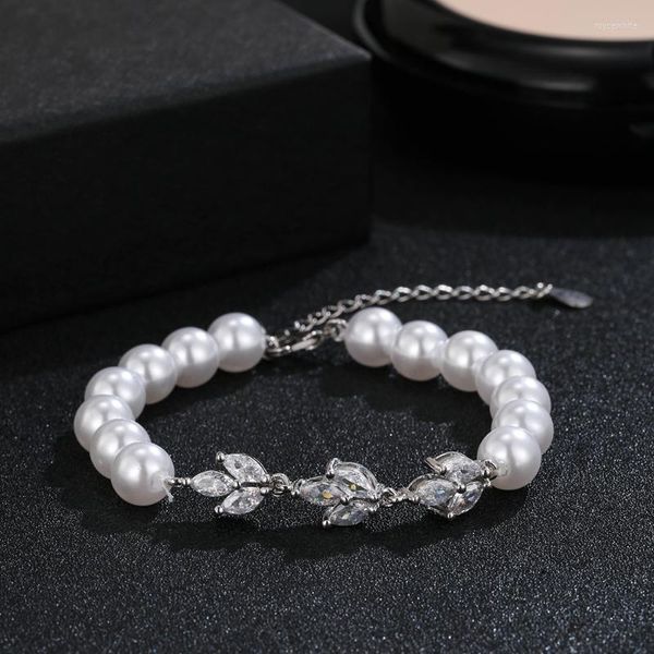 Charm Bracelets White Gold Color Flor Zircônia Bracelet Moda Jóias Acessórios Europa e Estados Unidos Presentes de Natal de Luxo