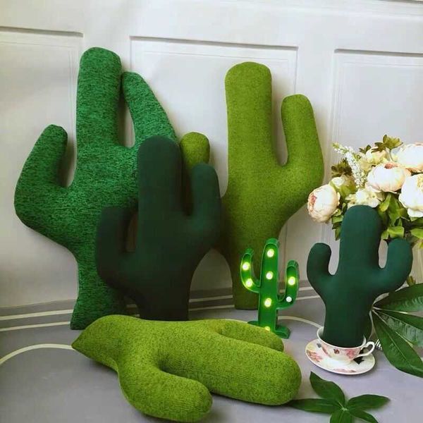 Animais de pelúcia recheados Nórdico cacto travesseiro criativo cacto planta brinquedo de pelúcia em forma de travesseiro decorativo cama sofá almofada decoração do sofá hkd230706