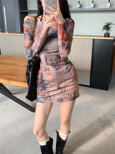 Günlük elbiseler ince tasarım fit yaz mini elbise uzun kollu harajuku grafiti baskı seksi kadınlar Kore kıyafetleri y2k bodycon zarif