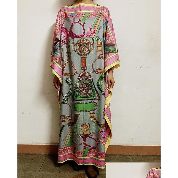 Abbigliamento etnico Lunghezza 130 cm Busto 130 cm Elegante caftano di seta stampato Abiti da donna Stile allentato Dashiki Donne musulmane africane Goccia lunga Dhkqc