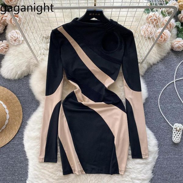 Abiti casual Gaganight Women Spicy Girl Cut Out Abito a colori a contrasto Donna 2023 Slim Fit Temperamento Maniche lunghe Avvolto corto