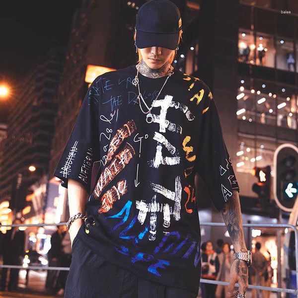 Camisetas masculinas Coreana Harajuku Moda Streetwear Hip Hop Shorts Manga Tops Tee Masculino Roupas casuais Graffiti