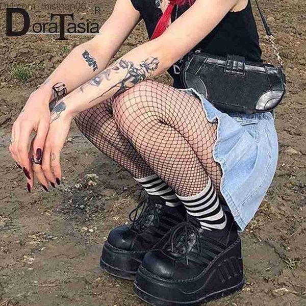 Kleidschuhe Große Größe 35-43 Markendesign Damen High Heels Gothic Apartment Rollenspiel Plattform Damen Sportschuhe 2021 Street Punk Keilschuhe Z230712