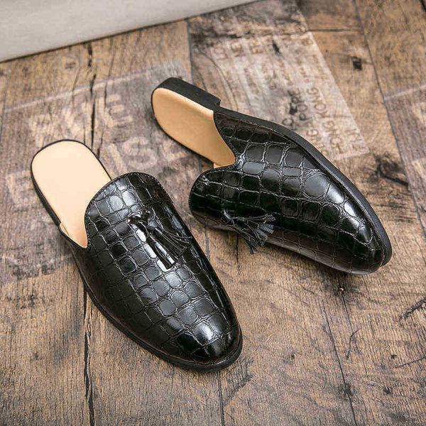 Dres Shoe Black Lacquer Leather Crocodile Mule Men Half Shoe for Man Fashion Designer Luxury Zapatilla Hombre Casual Brief on 220723