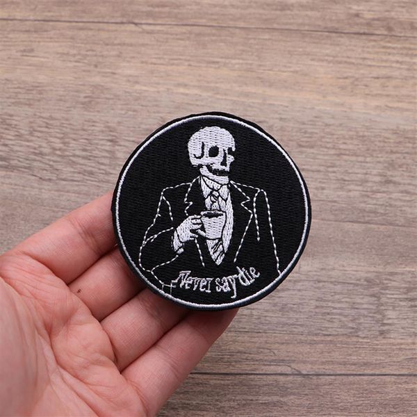 Tod Skelett Totenkopf Punk Goth Okkult bestickter Aufnäher für Kleidung zum Aufbügeln, inspirierende Accessoires2519