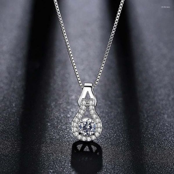 Collane a ciondolo Ladies collana rotonda con colletto zircone Gioielli Principessa Fashion Princess For Girlfriend