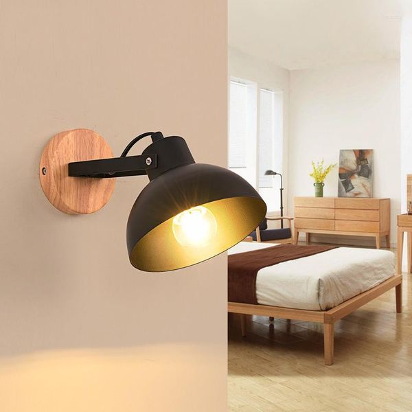 Lampada da parete in legno nordico LED a testa singola regolabile nero bianco illuminazione per soggiorno camera da letto comodino apparecchi di lettura per interni