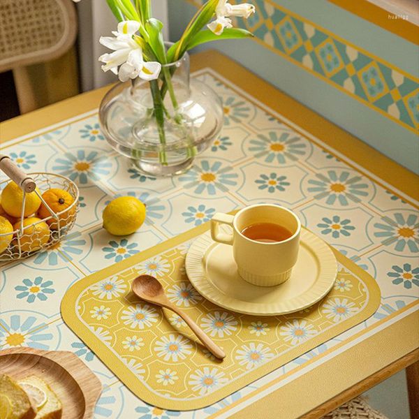 Masa Paspasları Modern Minimalist Pastoral Stil Isı Yalıtım Anti-Scald Kolay Çift Taraflı Deri Mat Placemat