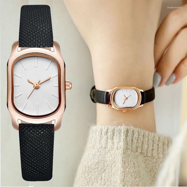 Armbanduhren Modische Damen-Lederbanduhr, lässige Damen-Quarz-Armbanduhr, einfache weibliche kleine schwarze Uhren