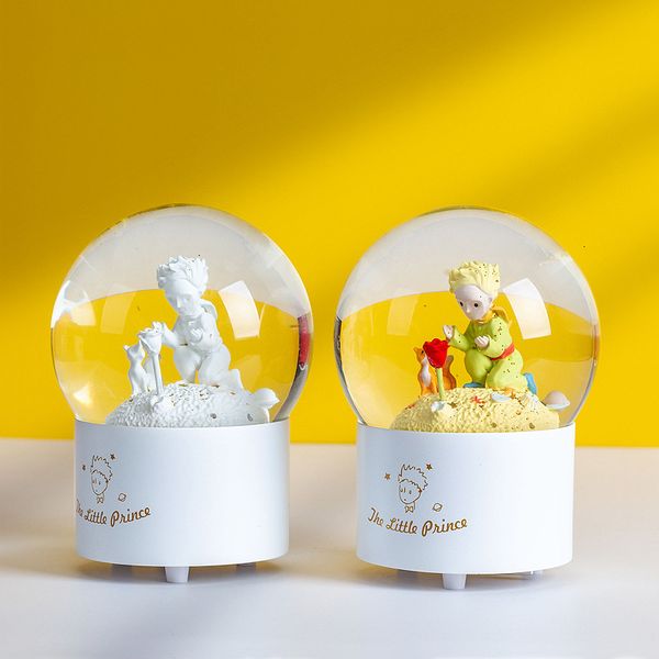 Новинка предметы Ydewiner Light Crystal Ball Rowing Music Box 5 -дюймовый 3D Color Little Prince Snow Globe Скуда свадебный подарок валентинки 230707