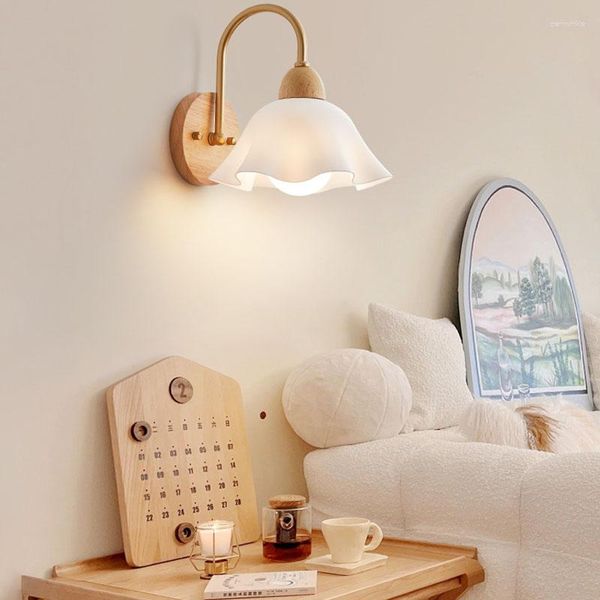 Lampada da parete retrò in legno nordico giapponese LED Sconce per camera da letto oltre a soggiorno scala decorazione domestica coreana vintage
