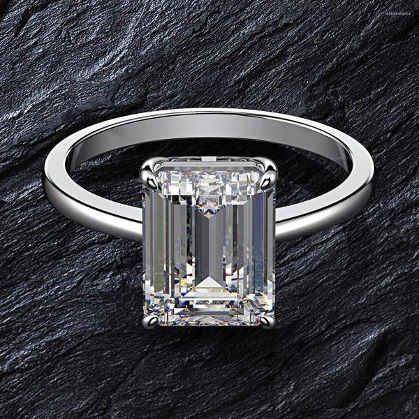 Cluster Anéis Corte Esmeralda 3 quilates Laboratório Diamante Cz Anel Original 925 Prata Esterlina Noivado Aliança De Casamento Para Mulheres Jóias De Noiva