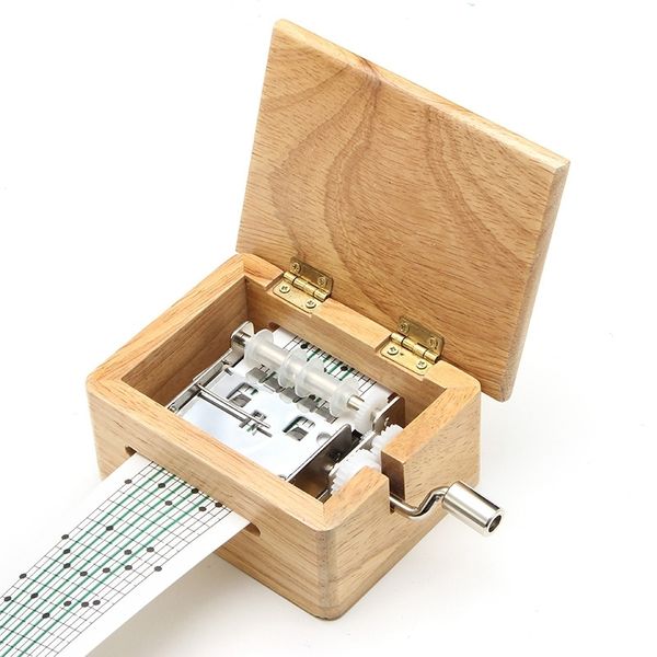 Neuheiten 15 Töne DIY handgekurbelte Spieluhr Holzkiste mit Locher und 10 Stück Papierbändern Musikbewegungen Box Papierstreifen Heimdekoration 230707