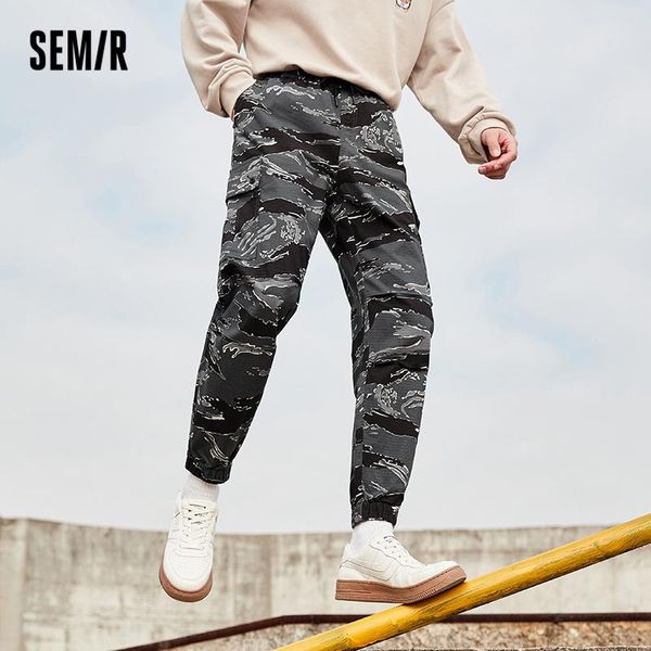 Capris semir calças casuais homens elásticos pés 2022 início da primavera nova camuflagem esportes ao ar livre design sentido macacão para meninos