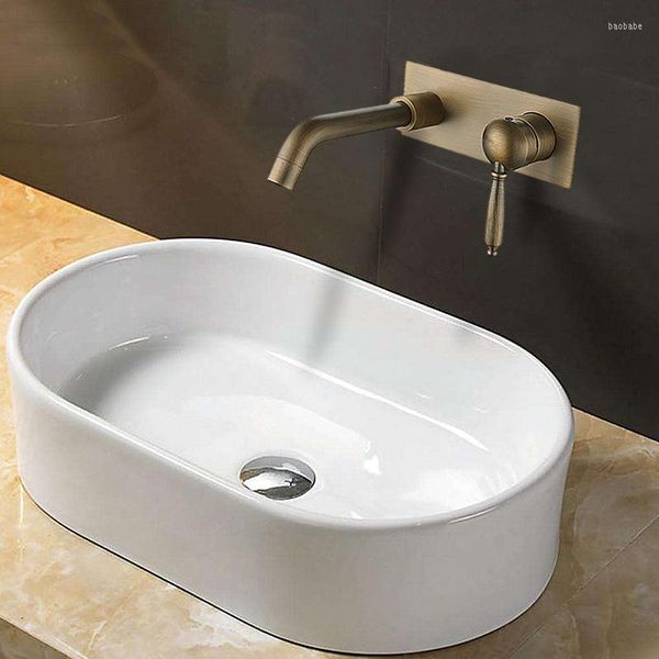 Rubinetti per lavabo da bagno Rubinetto in ottone antico Maniglia singola montata a parete e ruvida nella valvola inclusa girevole