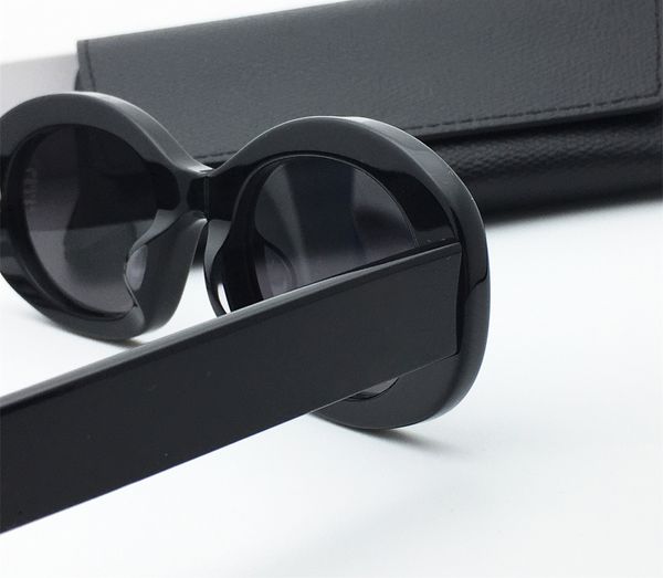 8989 Sonnenbrille mit floralen Gläsern und Buchstaben, Sonnenbrille der Designermarke, Unisex-Reisesonnenbrille, schwarzgrauer Strandsonnenschirm