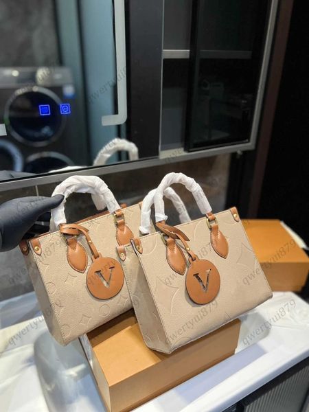 alışveriş tote çanta moda crafty onthego pm kadın lüks tasarımcılar çanta kabartmalar monogramlar gerçek deri bayan çanta habercileri crossodys