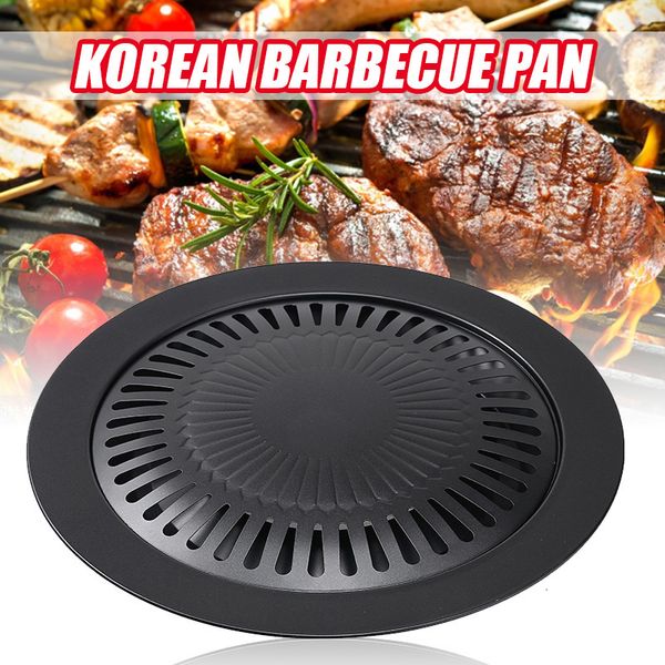 Accessori per utensili per barbecue Piastra per griglia per carne barbecue coreana rotonda antiaderente per barbecue arrosto Cottura con supporto Rack Easy Clean Smokeless 32cm 230707