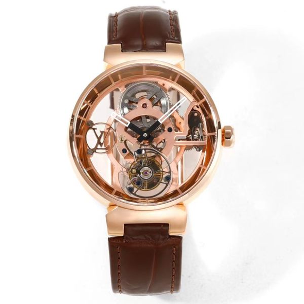 Il costoso orologio tourbillon del tesoro è costruito con cassa in zaffiro e supporto della lunetta in acciaio per ripristinare perfettamente la bellezza meccanica portata dal tourbillon