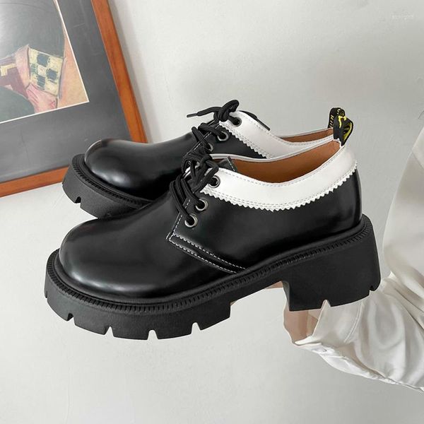 Scarpe eleganti Décolleté con tacco alto stile britannico Donna 2023 Primavera Piattaforma in pelle nera Pu Donna Uniforme scolastica giapponese con tacco spesso