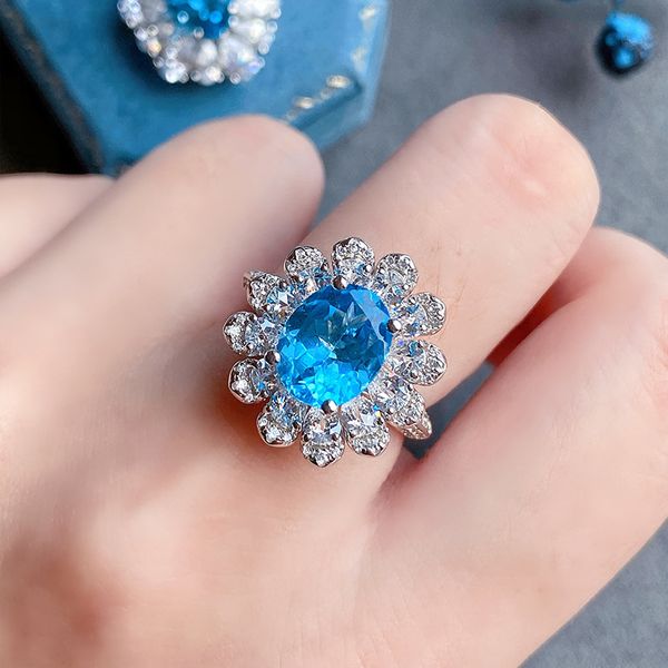 Jóias Alianças de Casamento Moda Feminina Simulação Mar Azul Topázio Pedra zircão Diamante Platina ouro branco Anel Namorada Festa Jóias Presente de Aniversário