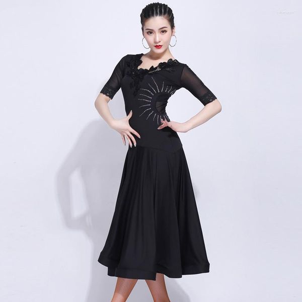 Stage Wear Donna Ballroom Dress Flamenco Rave Outfit Abiti da ballo standard neri Ladies Waltz Spanish Practice Performance DNV12497