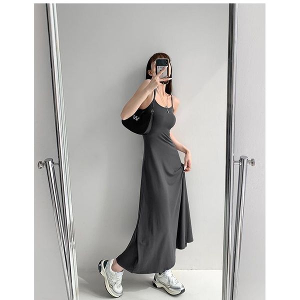 Capris 2023 verão vestido cinza das mulheres cintas vestido sem mangas sexy coreano moda preto suspender simples temperamento mãe vestidos longos