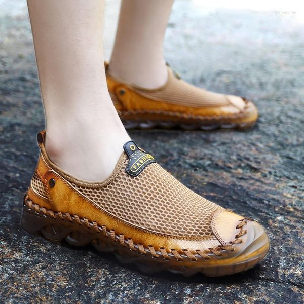 Sandálias verão couro genuíno masculino antiderrapante ao ar livre sapatos de caminhada respirável casual sapato de malha romana fundo macio