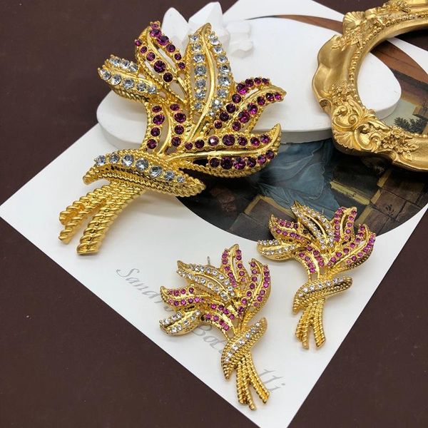 Brincos Pendurados Buquê Conjunto de Broche de Zircônia Jóias de Temperamento Elegante Enviar Amigos Presente de Aniversário