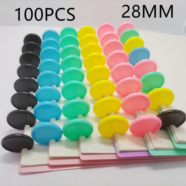 Altri accessori da scrivania 100 PCS28MM Notebook solido Disco in plastica Rilegatura per funghi Vassoio per fori pieghevole Fibbia pieghevole per ufficio Forniture per ufficio 230707