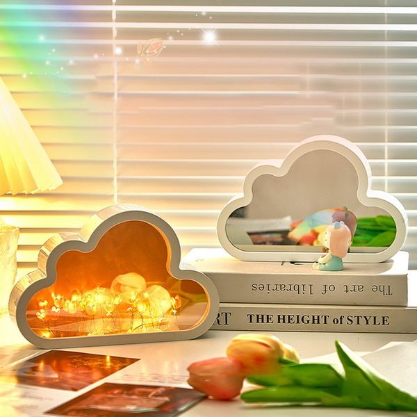 Itens de novidade INS Creative Handmade DIY Cloud Tulip Mirror Small Night Light Bedroom Couple S Friend Gift Decoration Holiday 230710