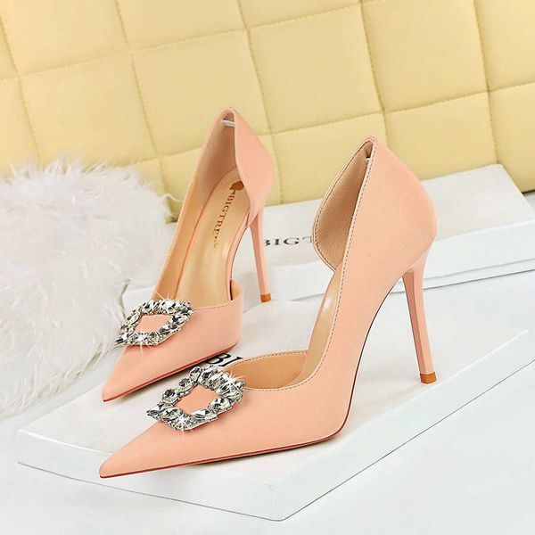 Moda sapatos de salto alto femininos sapatos de festa bico fino sapatos sexy com fivela de diamante de cristal rosa rosa