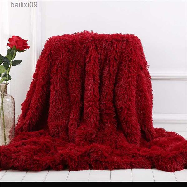 Coperte Bonenjoy Coperta di colore rosso per letti Coral Fleece Plaid in flanella sul divano Fluffy Single / Queen Thow Coperte e custodia T230710