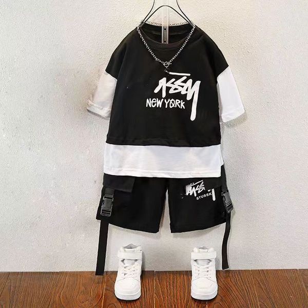 Maglie Bambini Street Dance Set Ragazzi Estate Manica corta Performance Due pezzi Hip Hop Girls Dress 230707