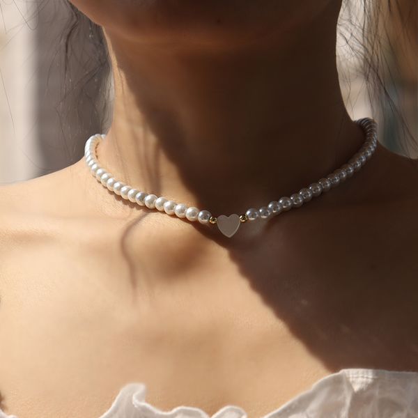 Strands Strings Trendy Shell Heart Imitation Pearls Colar Women Handmade 6mm Stone Frisado Para Jóias Presente 230710