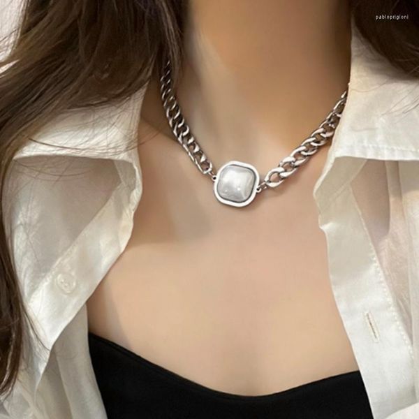 Catene in acciaio inossidabile Light Luxury Premium Clavicola Chain Block Collana da donna spessa Gioielli squisiti di moda